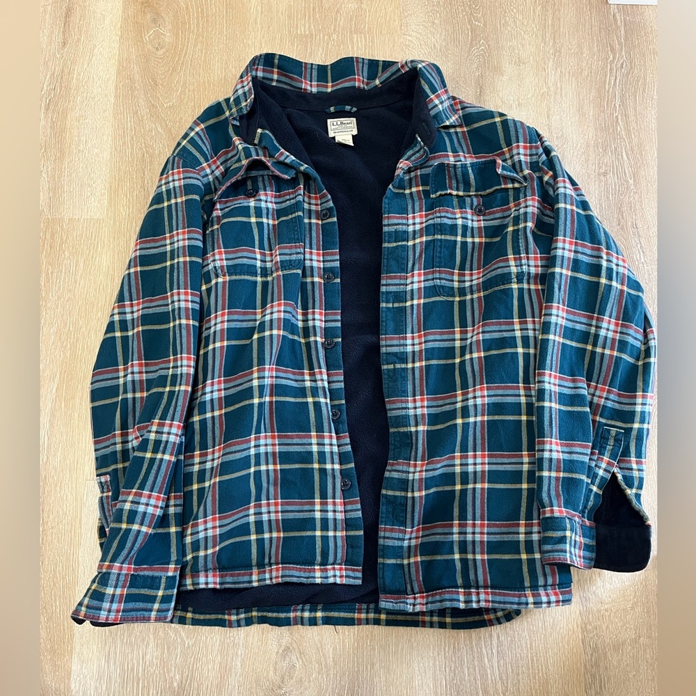 L.L. Bean fleece lined flannel size extra large XL traditional fit blue plaid